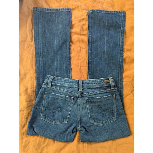 Guess Premium ULTRA Low-Waisted Boot Cut DREAM Jeans - Size 26 - Picture 2 of 5